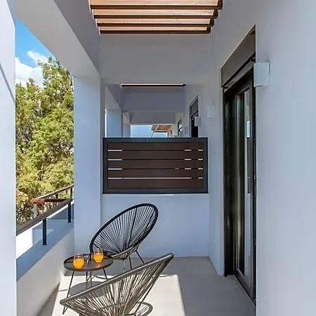 Alemar Aparthotel